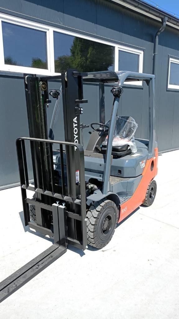 Toyota 8FDF15 Diesel trucks