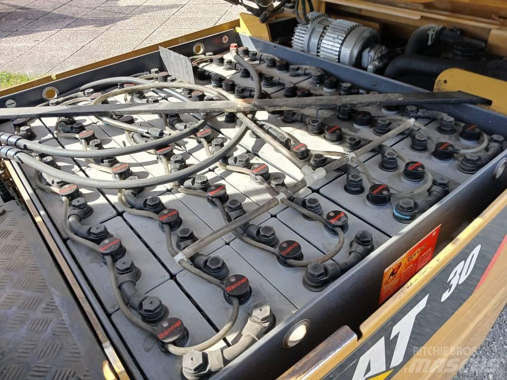 CAT EP 30 K PAC Electric forklift trucks