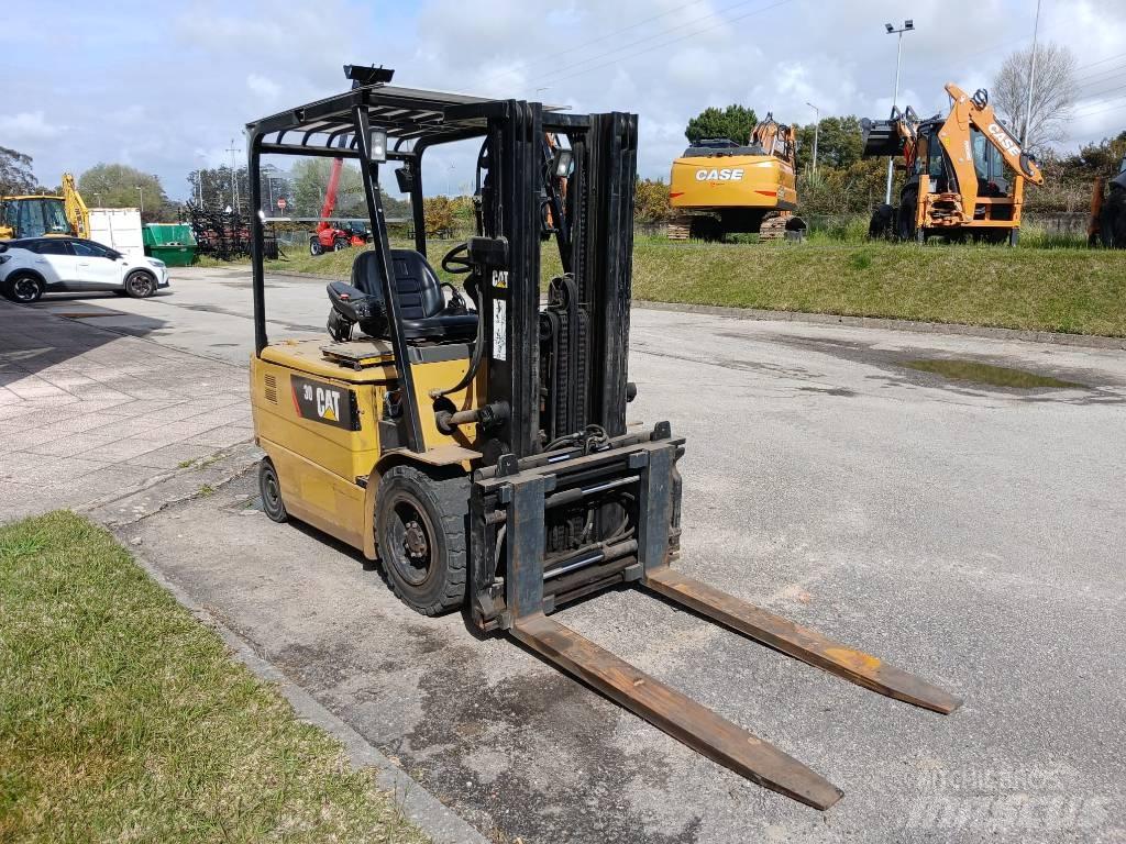 CAT EP 30 K PAC Electric forklift trucks