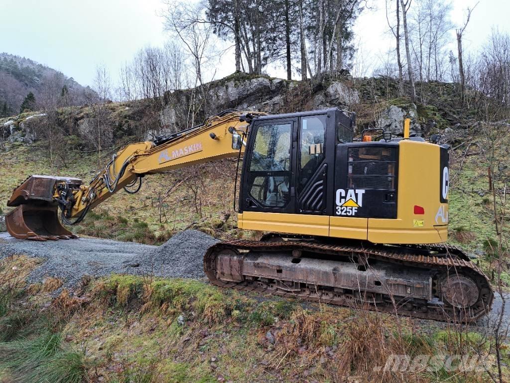 CAT 325 FL CR Crawler excavators