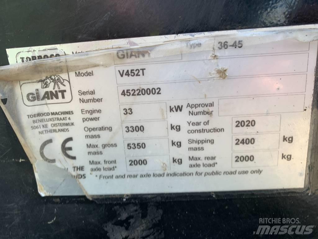 GiANT V 452 T Multi-purpose loaders