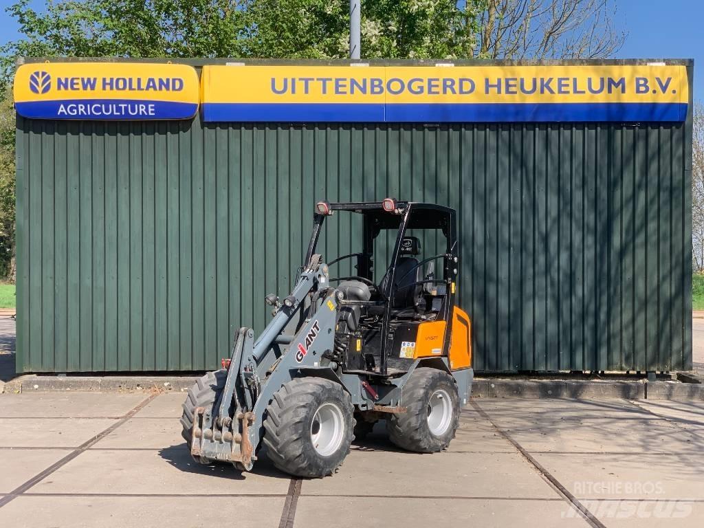 GiANT V 452 T Multi-purpose loaders