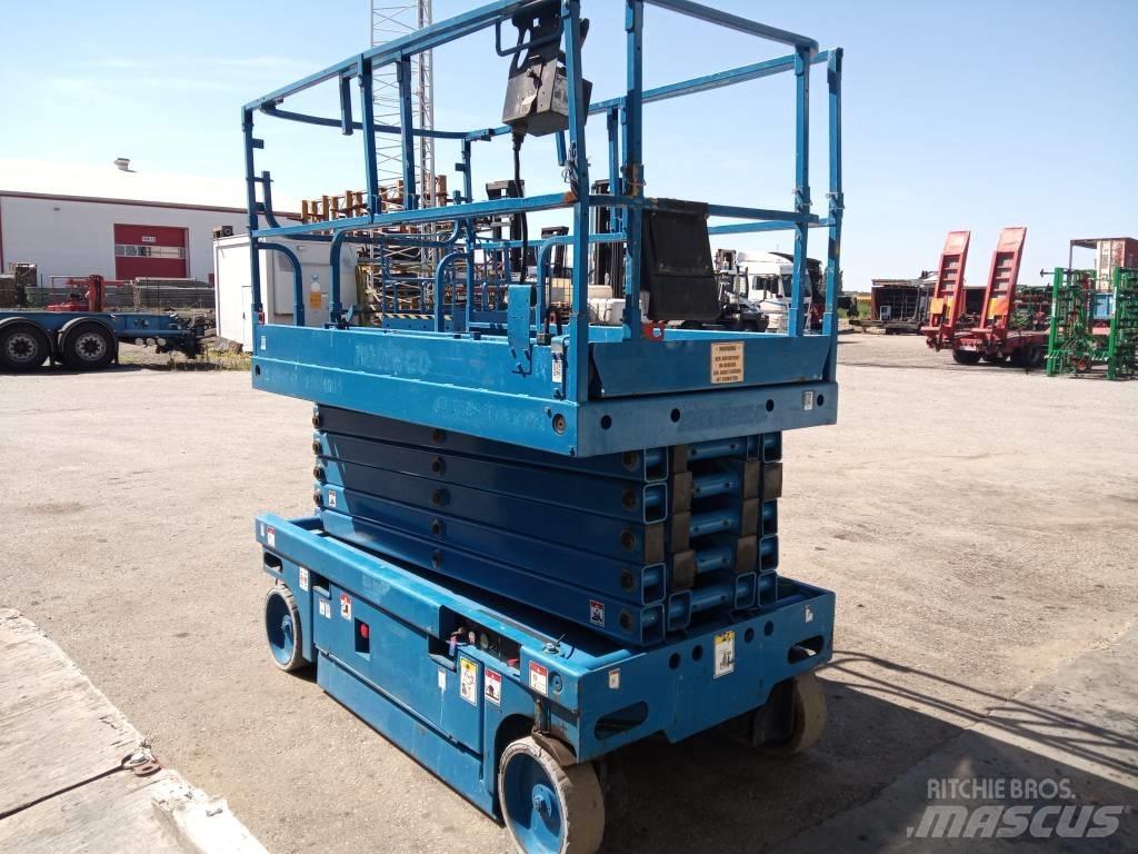 Haulotte Compact 14 Scissor lifts