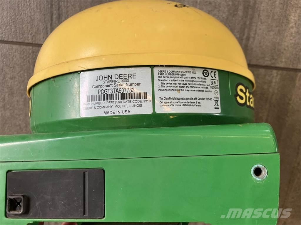 John Deere 6215R Tractors