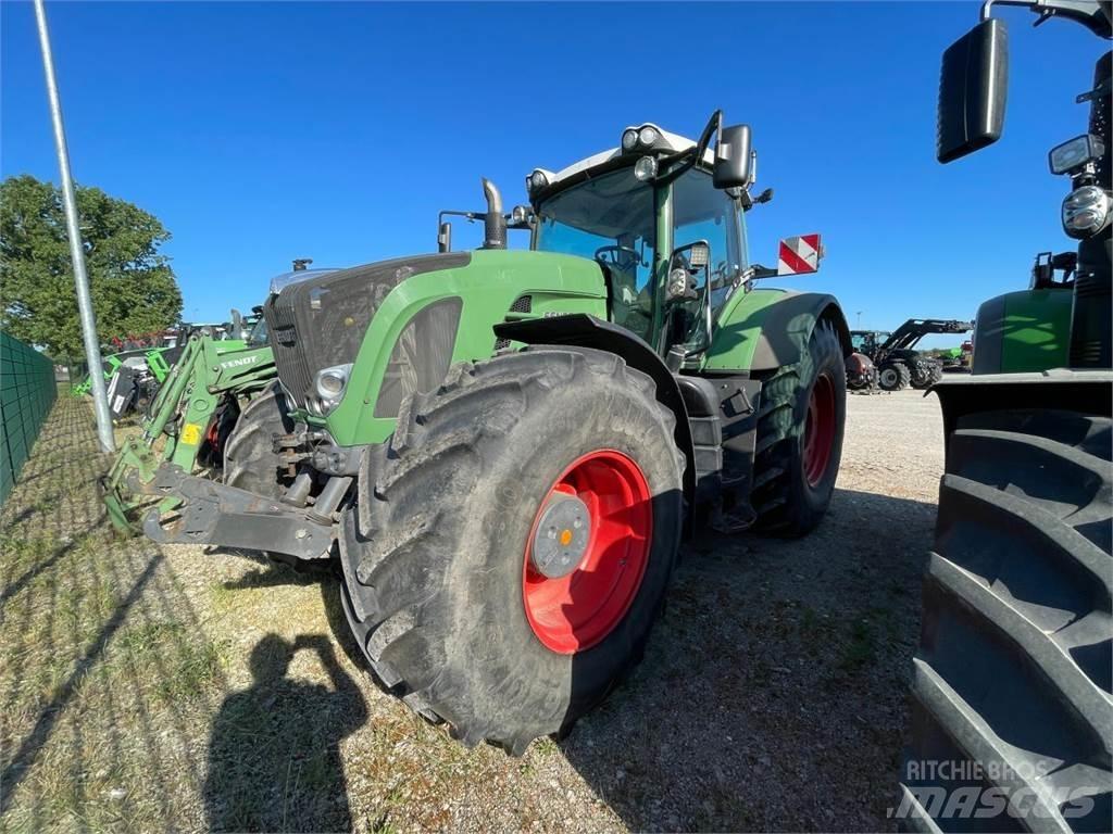 Fendt 933 Vario Tractors