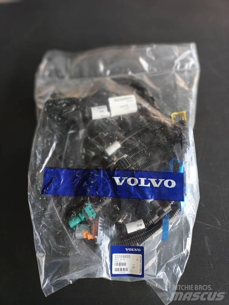 Volvo WIRES 22589935 Electronics