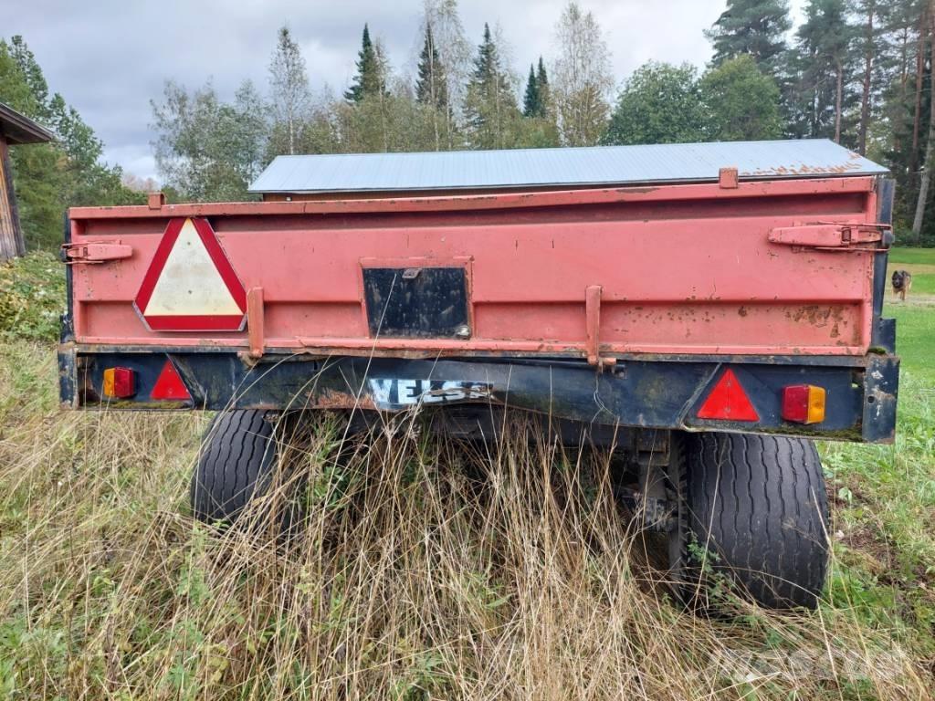 Velsa 120 Tipper trucks