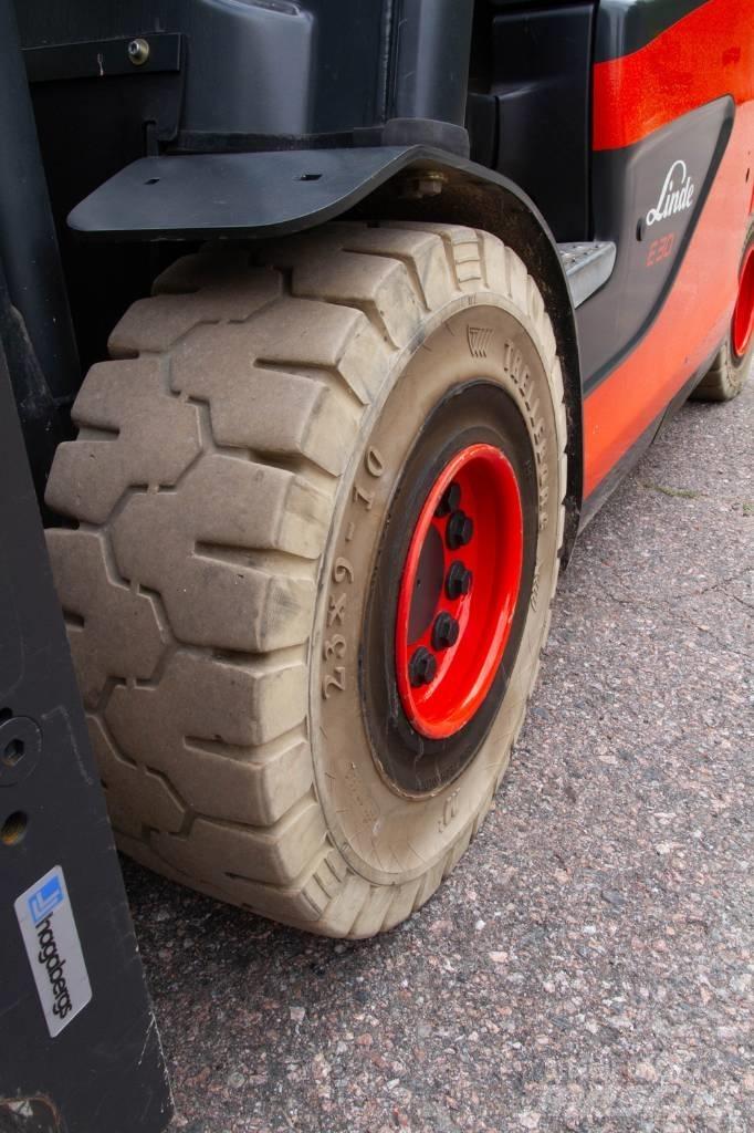 Linde E30-01 Electric forklift trucks
