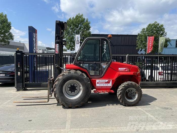 Manitou M30-4 Rough terrain truck