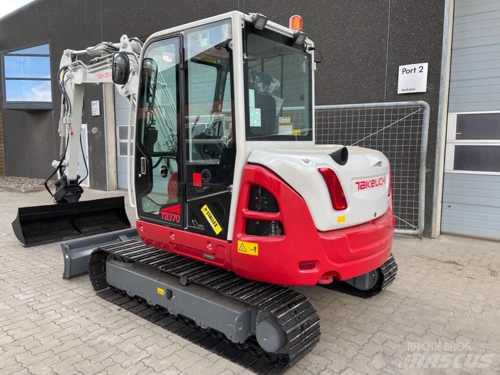 Takeuchi TB370 Mini excavators < 7t (Mini diggers)