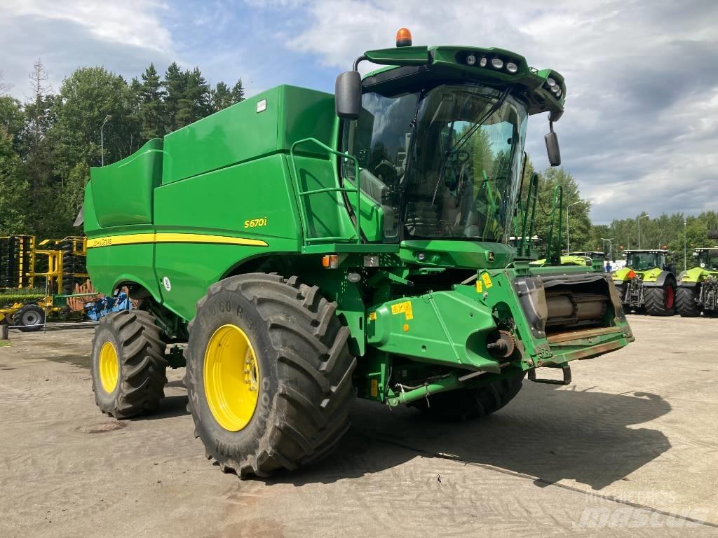 John Deere S 670 i Combine harvesters