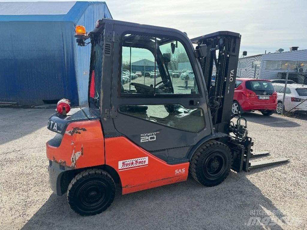 Toyota 06-8FD20F Diesel trucks