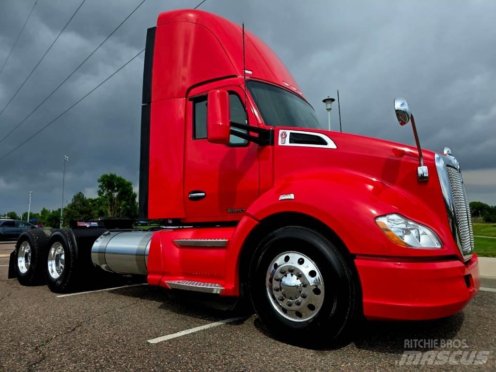 Kenworth T 680 Prime Movers