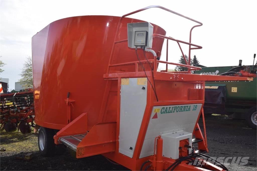  OMAS California 18 Feed mixer