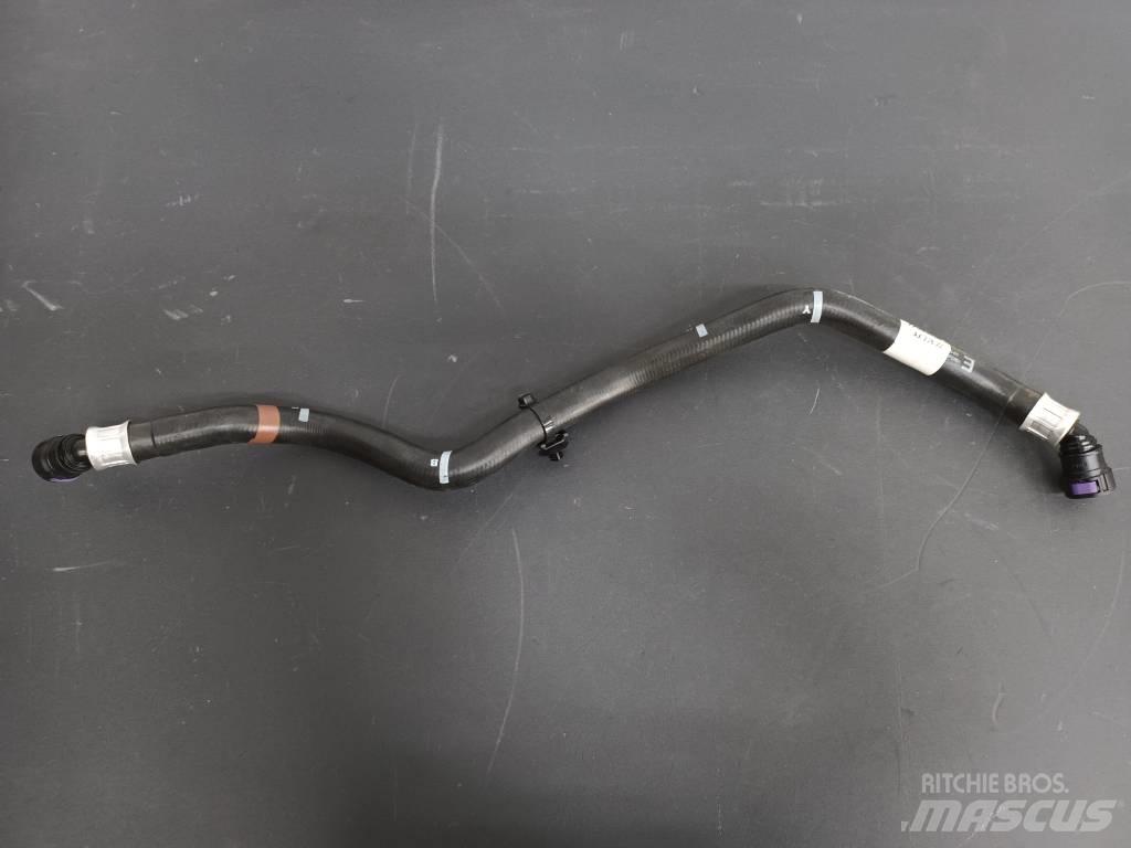 Volvo HOSE 22953460 Engines