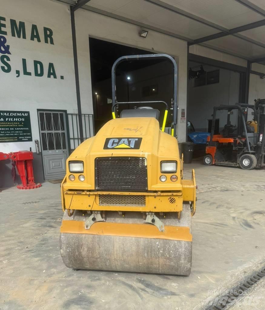 CAT CB 24 B, CB24 Twin drum rollers