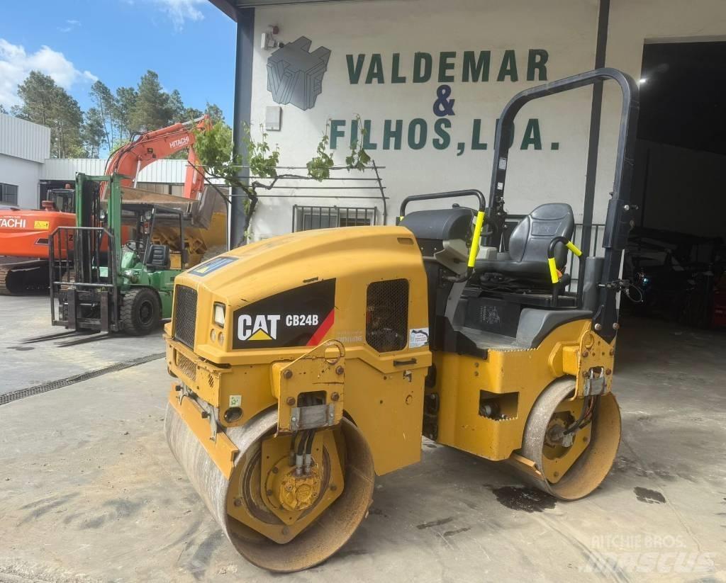 CAT CB 24 B, CB24 Twin drum rollers