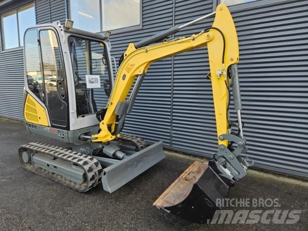 Wacker Neuson et24 Mini excavators < 7t (Mini diggers)