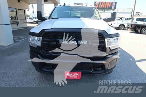 RAM 3500 HD Flatbed / Dropside trucks