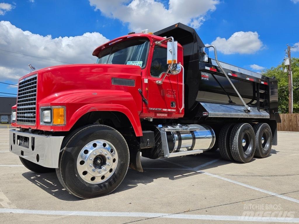Mack CHU 613 Tipper trucks