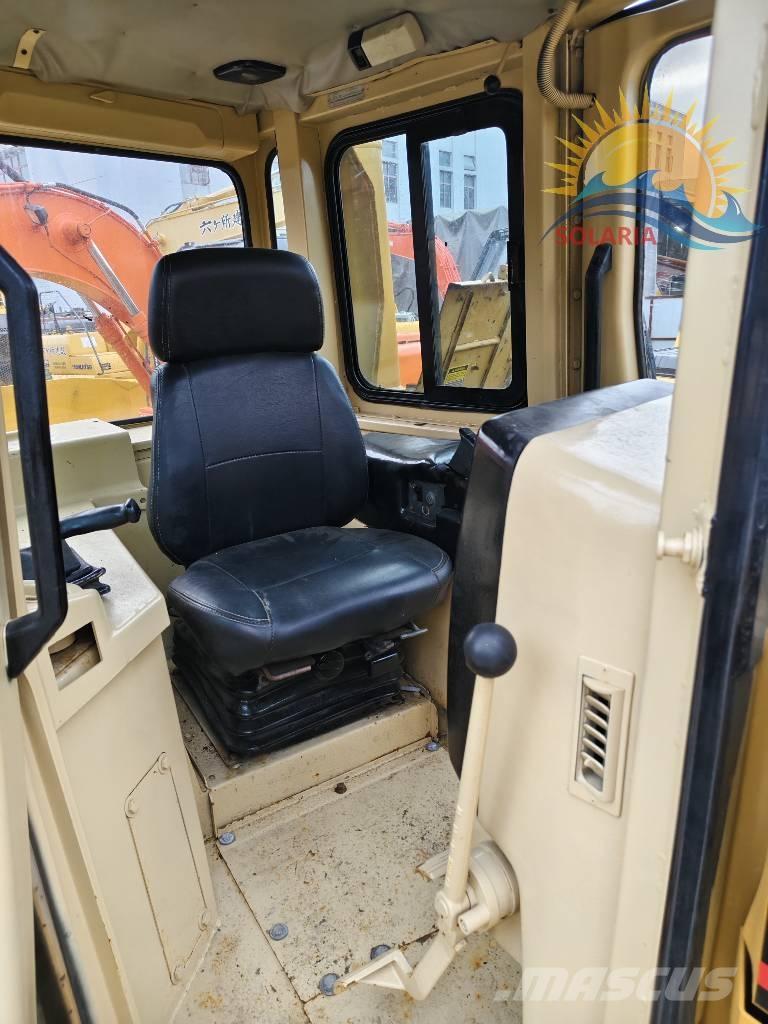 CAT D 7 R Crawler dozers