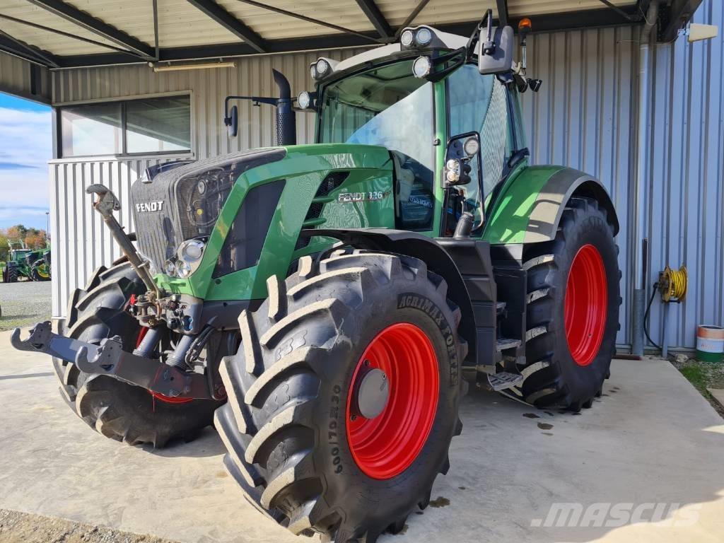Fendt 826 Tractors