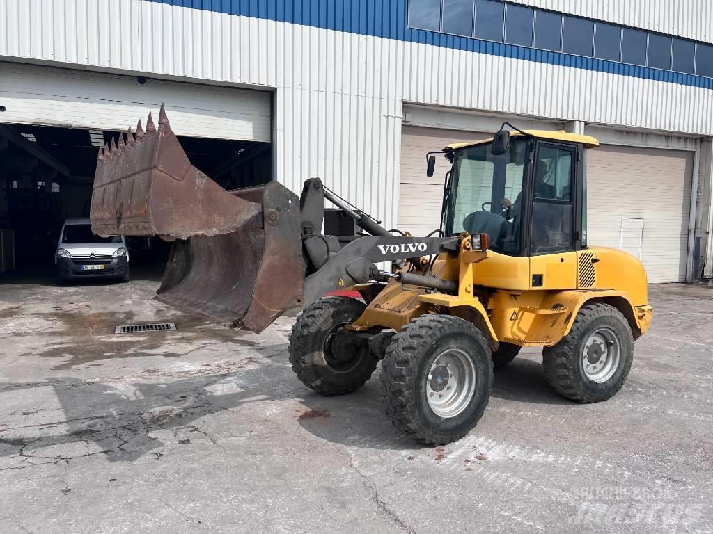 Volvo L 30 B Wheel loaders