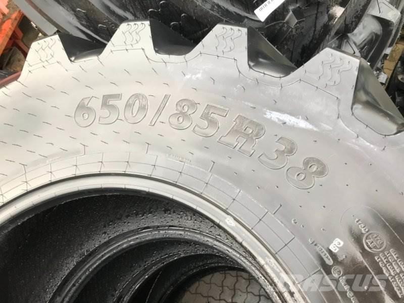 BKT 650/85R38 Tyres, wheels and rims