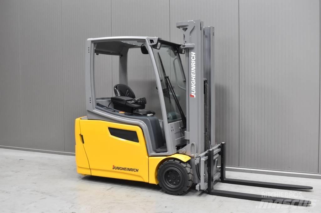 Jungheinrich EFG 220 Electric forklift trucks