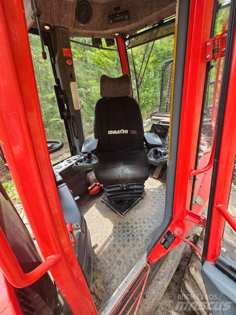 Komatsu 875 Forwarders