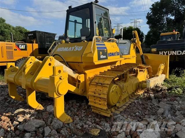 Komatsu D 85 EX Crawler dozers