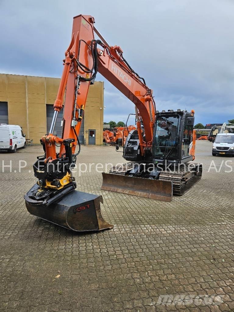 Hitachi ZX 135 US-7 Crawler excavators