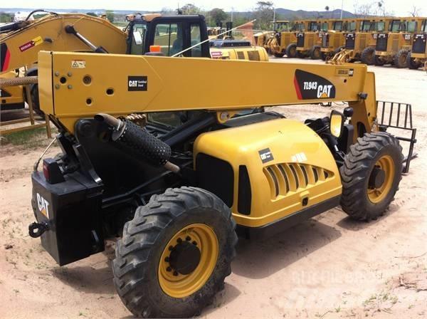 CAT TL943 (M51936) Telescopic handlers