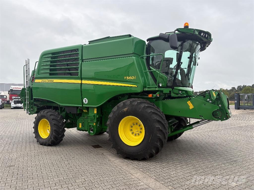 John Deere T560I Combine harvesters