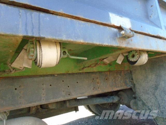 GMC 8500 Tipper trucks