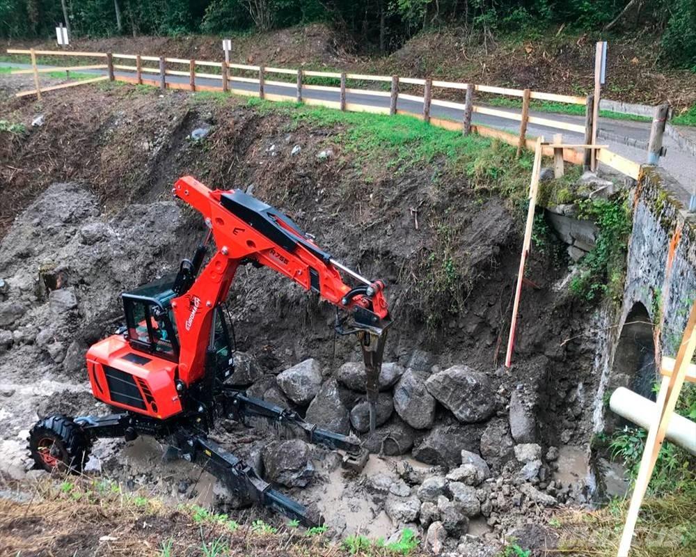 Euromach R755 Amphibious Excavators