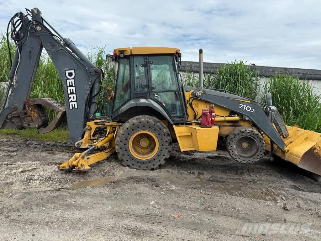 John Deere 710 J Backhoe