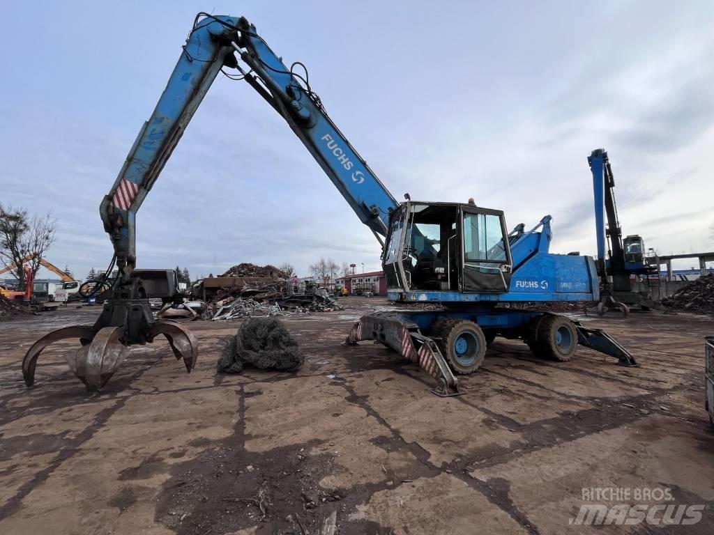 Fuchs MHL 340 Waste / industry handlers