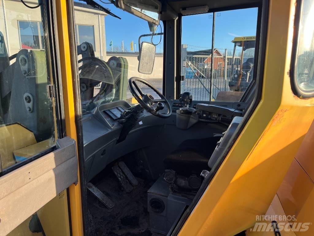 Lundberg 345 Ti Wheel loaders