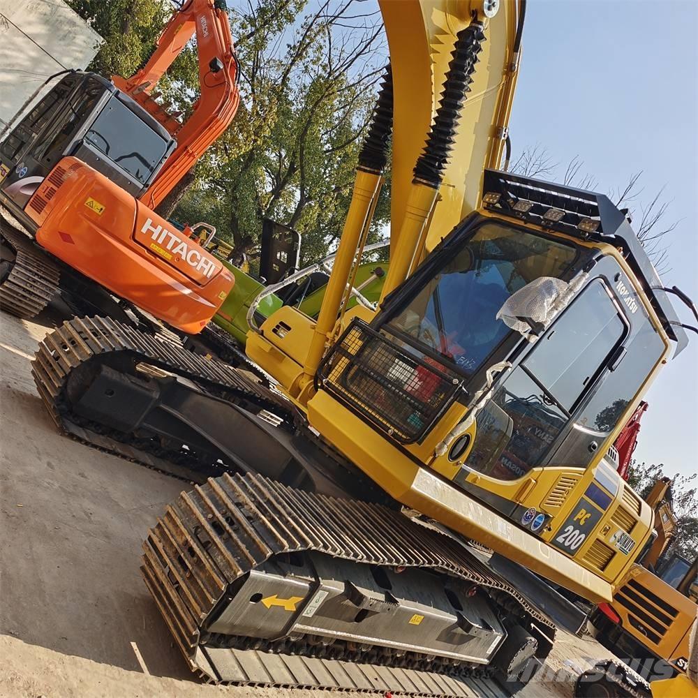 Komatsu PC200-8 Crawler excavators