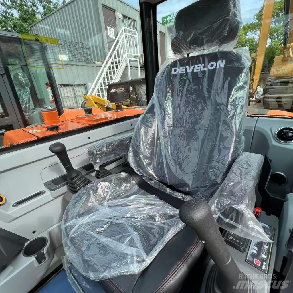 Develon DX60D Mini excavators < 7t (Mini diggers)