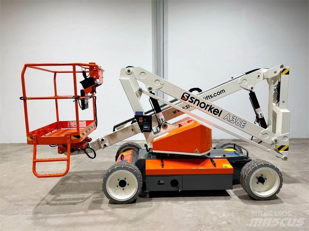  A38E Articulated boom lifts