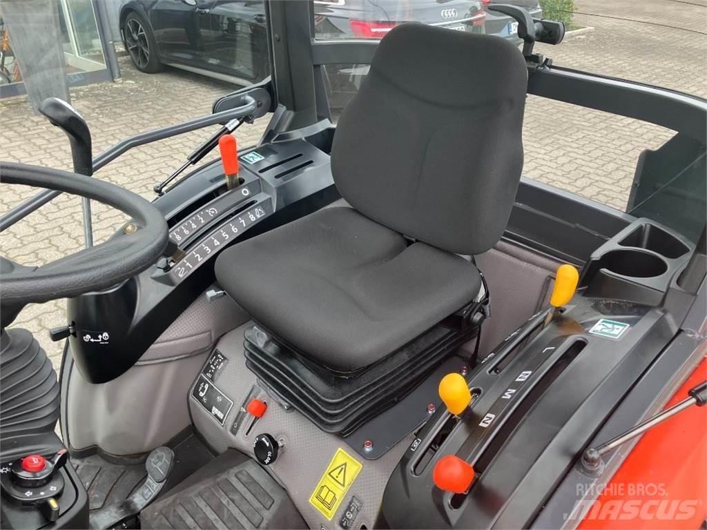Kubota B2231 Compact tractors