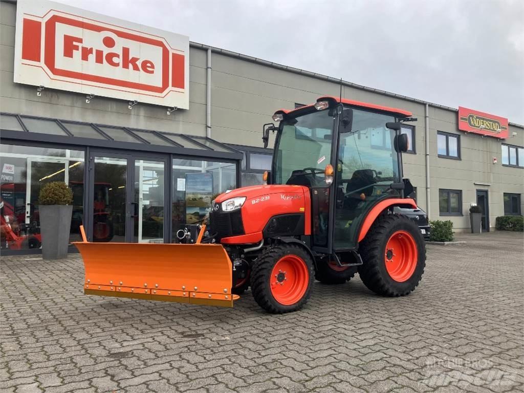 Kubota B2231 Compact tractors