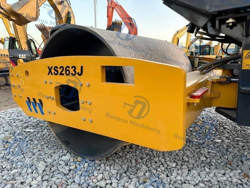 XCMG XS263J Single drum rollers