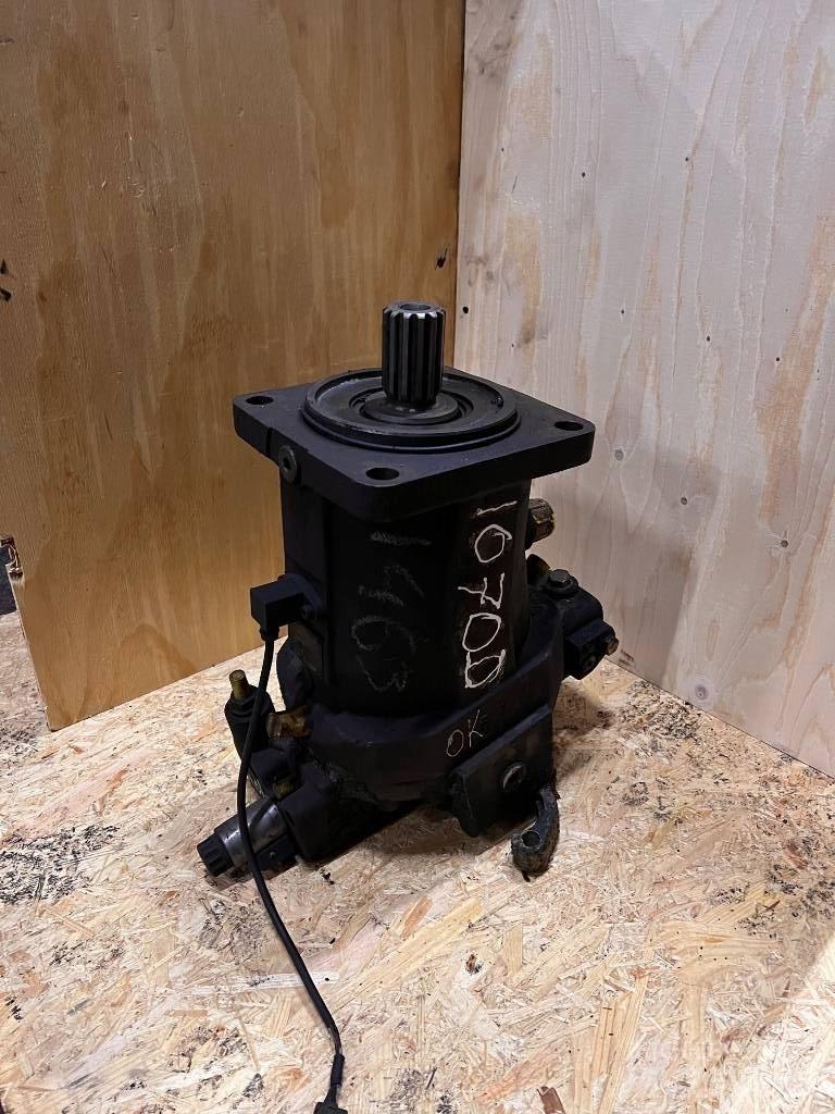 John Deere F062974 Hydraulics