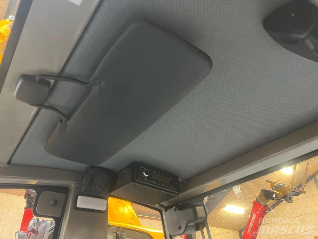 Weycor AR 320 Mini loaders