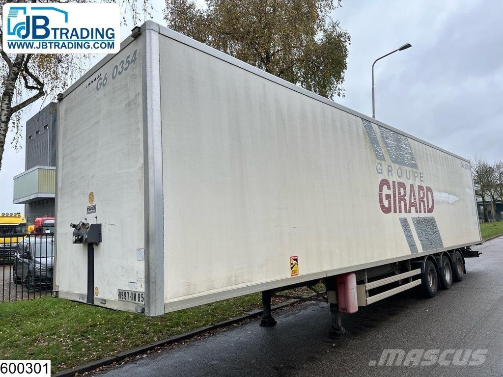 Samro gesloten bak Box semi-trailers