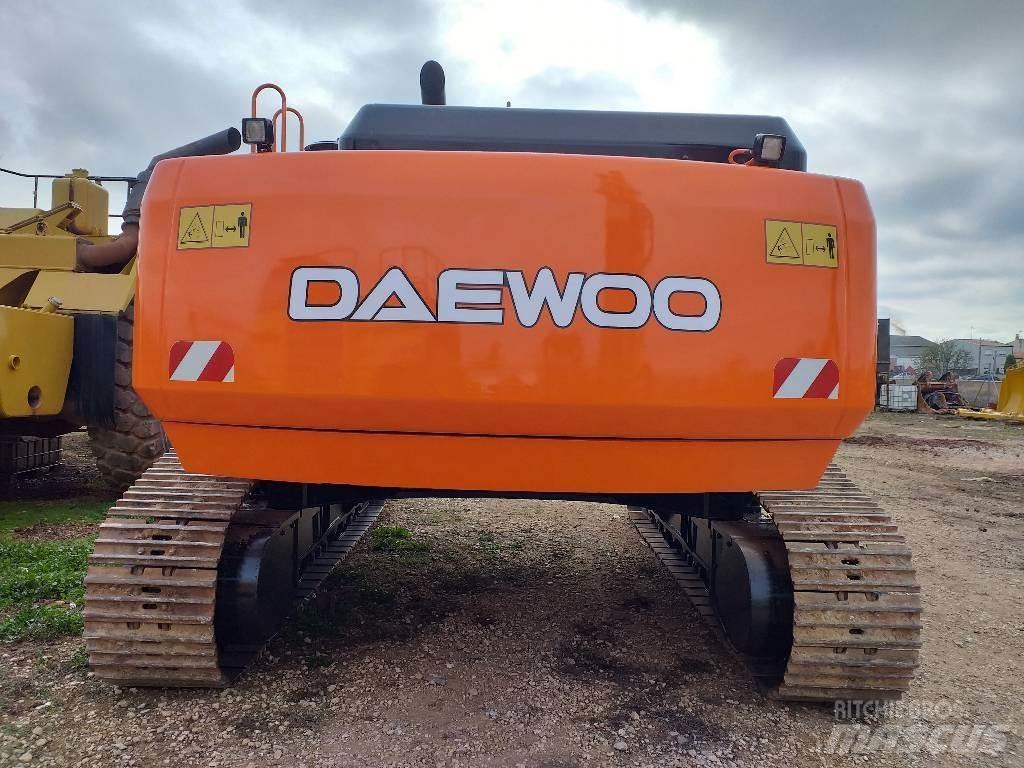 Daewoo 520 LC Crawler excavators