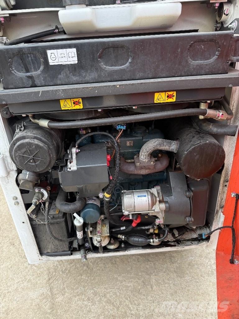 Bobcat S70 Skid steer loaders